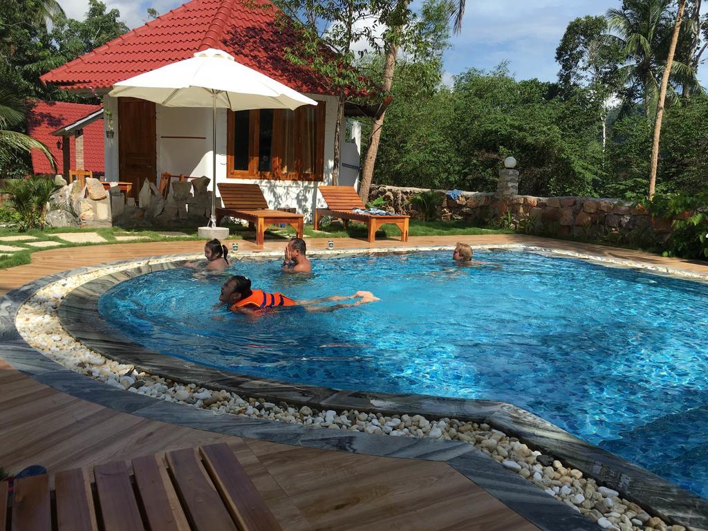 Sun & Wind Paradise Bungalow Дуонг-Донг Экстерьер фото
